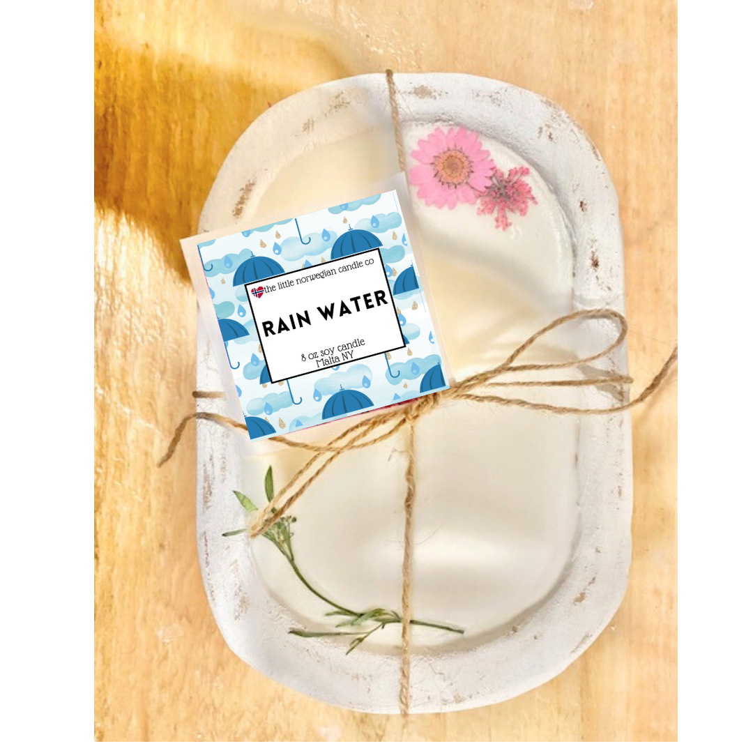 Rain water scented soy candle